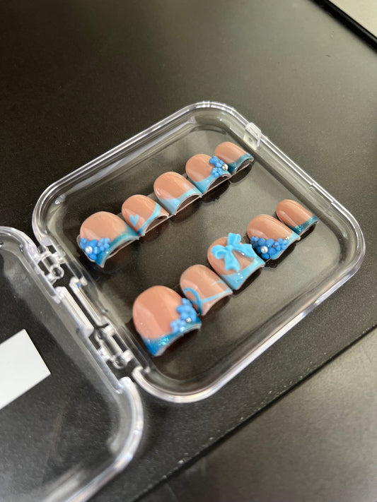 Custom mini french for Vinnette